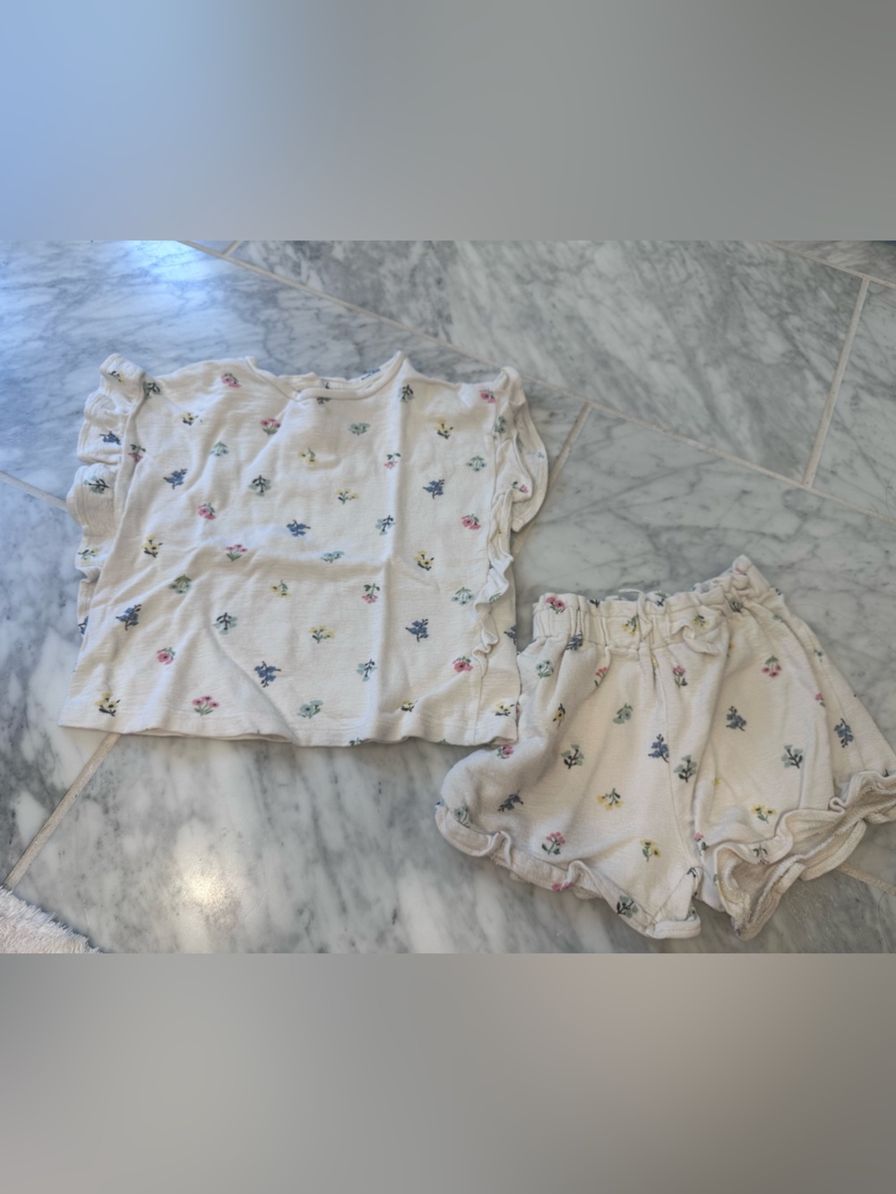H&M Cream Floral Ruffle Top & Shorts Set